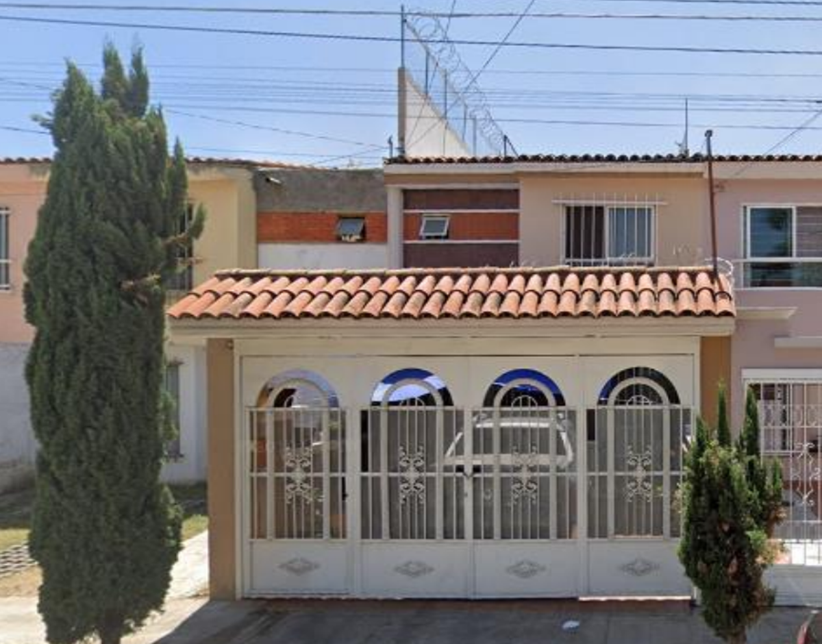 Casa en venta en Jardines del Nilo, Guadalajara — foto 1 de 18