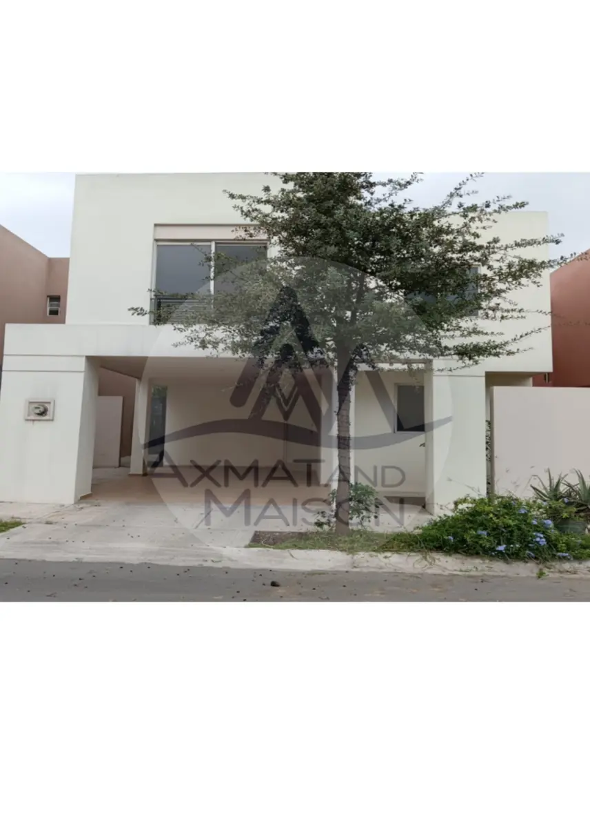 Casa en venta en Mitras Poniente, García — foto 1 de 12