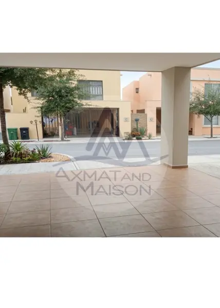 Casa en venta en Mitras Poniente, García — foto 3 de 12