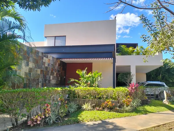 Casa en venta en Yucatán Country Club, Mérida — foto 2 de 40