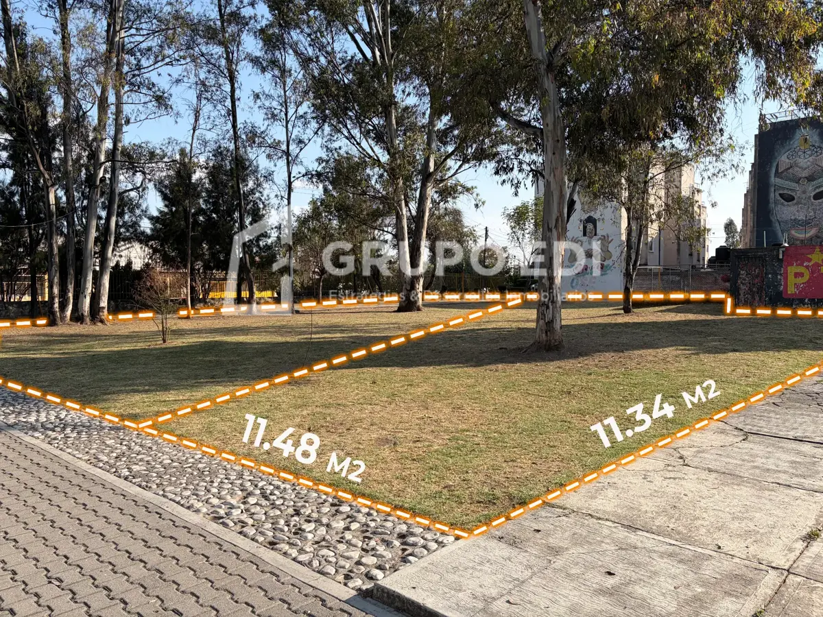 Terreno en venta en Santiago Cholula INFONAVIT, San Pedro Cholula — foto 1 de 8