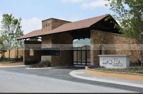 Lania Residencial