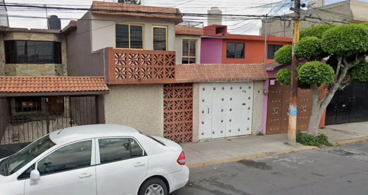 Casa en venta en Bosques de Aragon, Nezahualcóyotl — foto 1 de 9