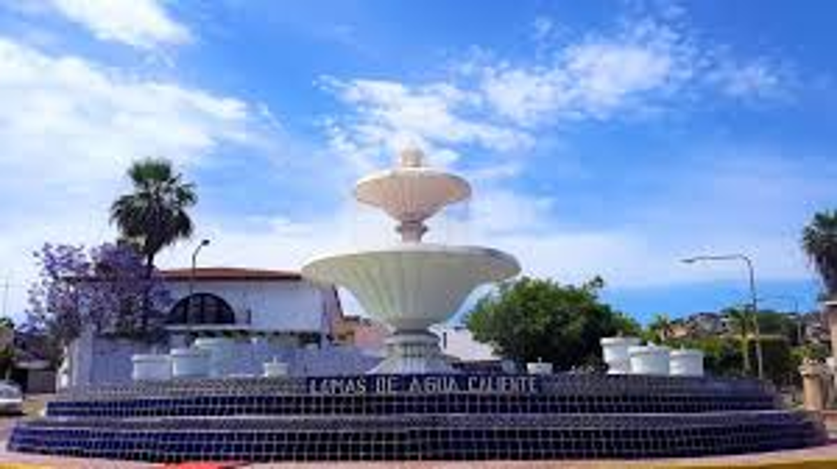 Casa en venta en Lomas de Agua Caliente, Tijuana