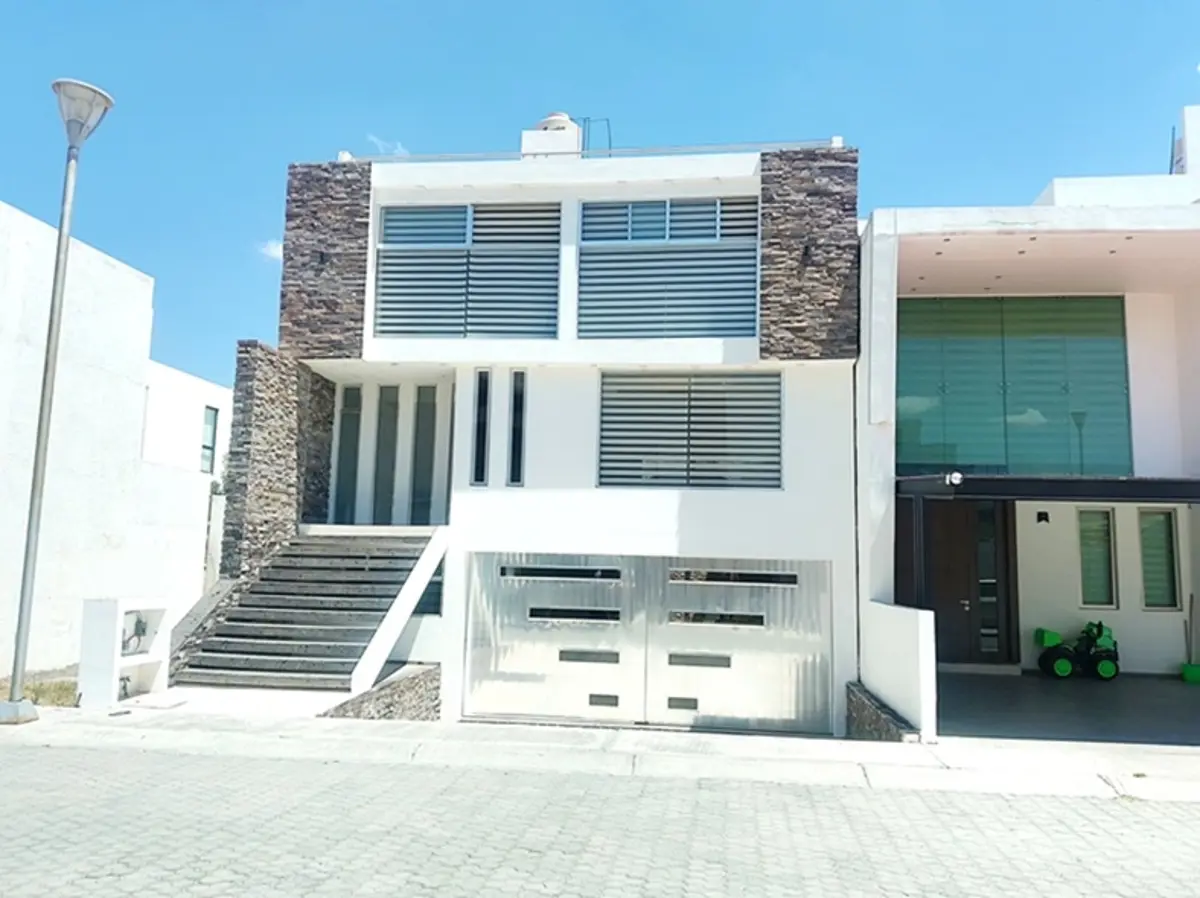 Casa en venta en Zona Plateada, Pachuca de Soto — foto 1 de 27