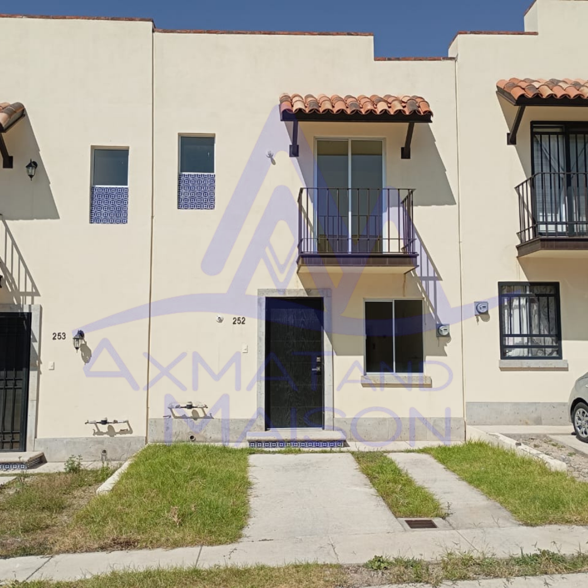 Casa en venta en Bosques California, Tlajomulco de Zúñiga — foto 1 de 14