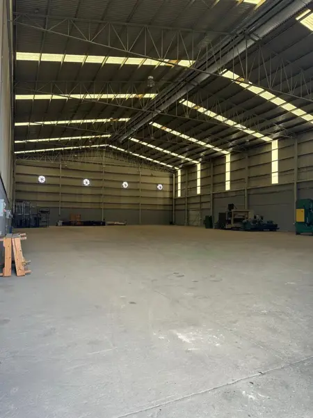 Bodega en renta - Zona industrial Eje 122
