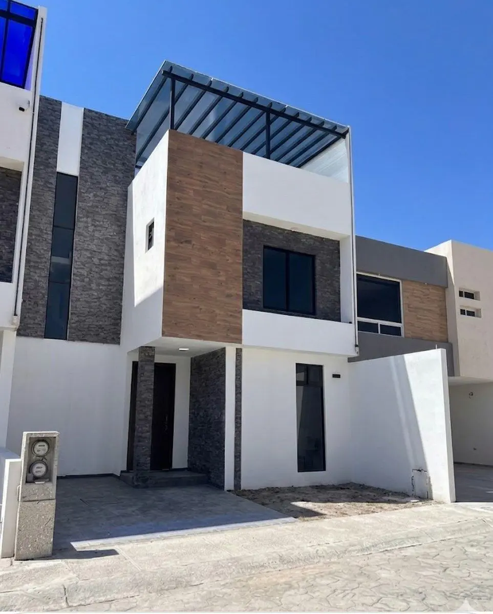 Casa en venta en Mineral de la Reforma, Mineral de la Reforma — foto 1 de 17