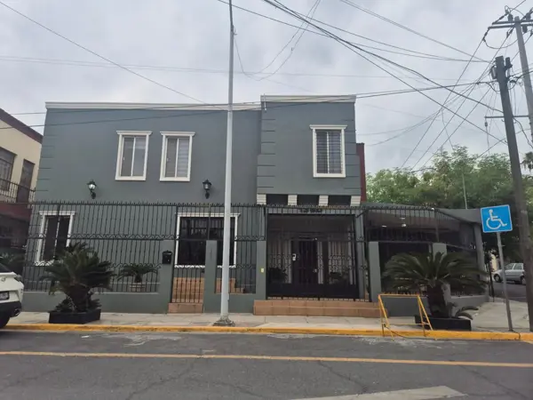 Casa en renta | Ideal para uso habitacional u oficinas– Centro de Monterrey