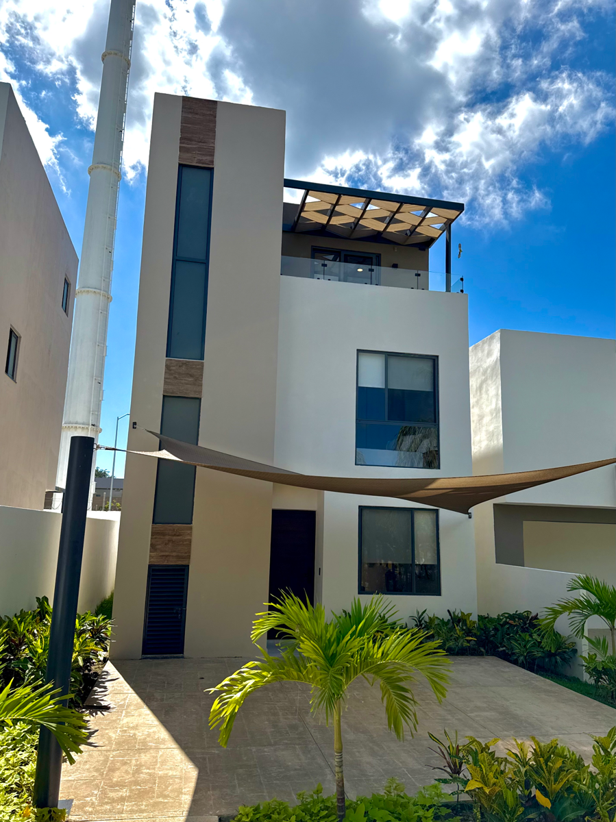 Casa en venta en Bali, Playa del Carmen — foto 1 de 14
