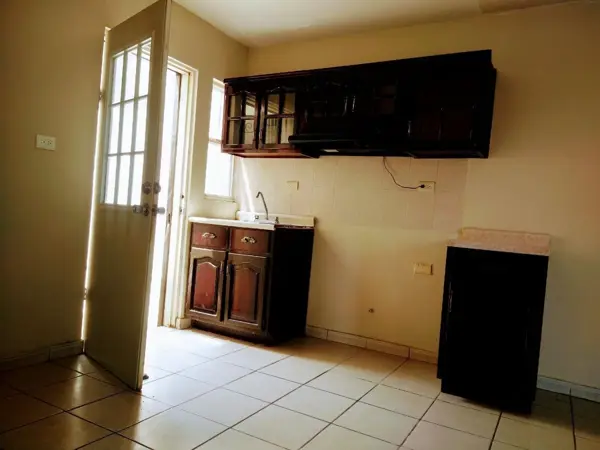 Casa en renta en Hacienda el Cortijo, Saltillo — foto 3 de 3