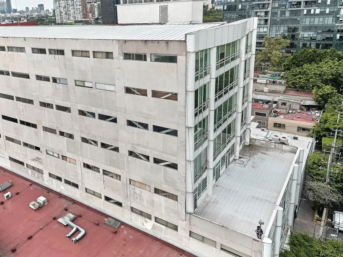 Edificio en renta en Veronica Anzures, Miguel Hidalgo — foto 1 de 50