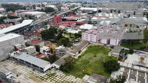 Terreno venta sobre Avenida Tláhuac