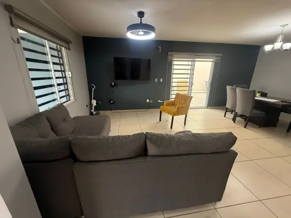 Casa en renta en Lomas del Valle II, Ramos Arizpe — foto 2 de 28