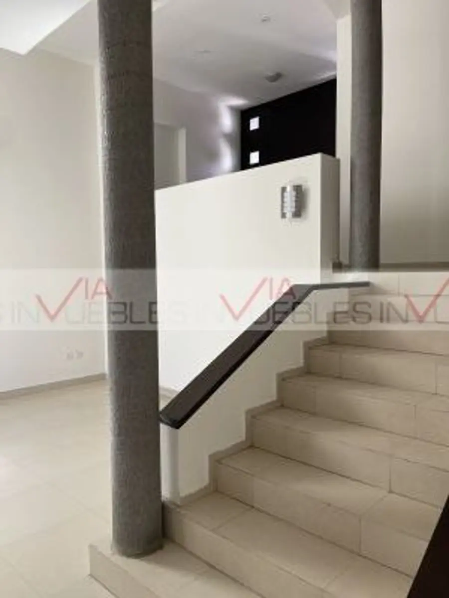 Casa en renta en Carolco, Monterrey — foto 1 de 24