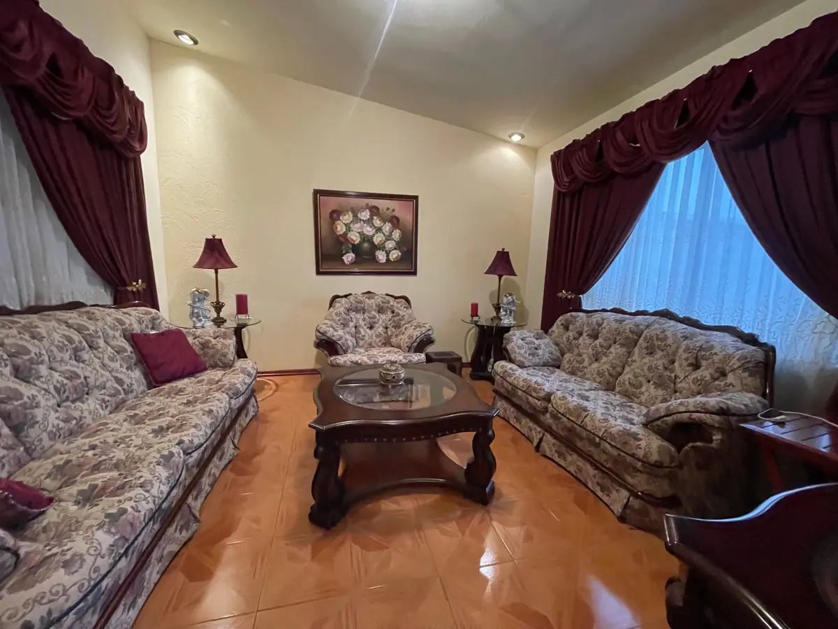 Casa en venta en Las Cumbres, Monterrey — foto 1 de 11