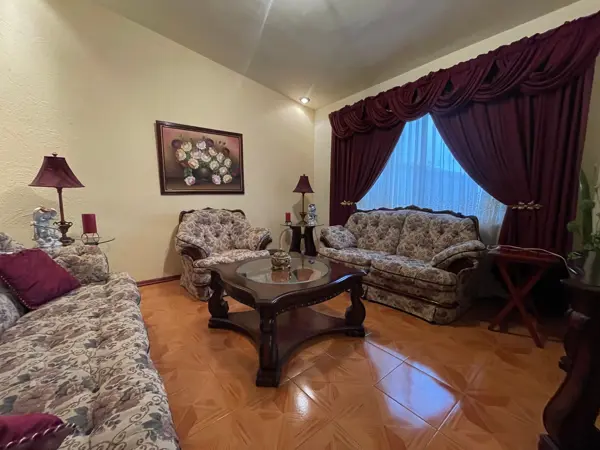 Casa en venta en Las Cumbres, Monterrey — foto 2 de 11