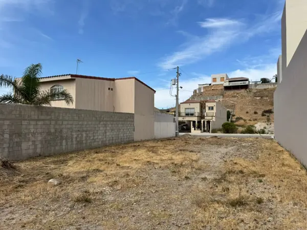 Terreno en venta en Terrazas de la Presa, Tijuana — foto 2 de 5