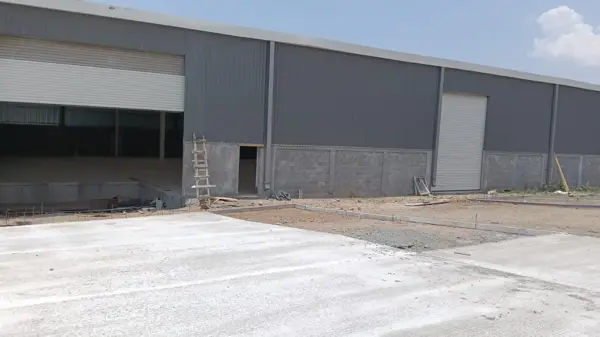 Bodega en renta en Parajes de La Sierra, Saltillo — foto 2 de 3