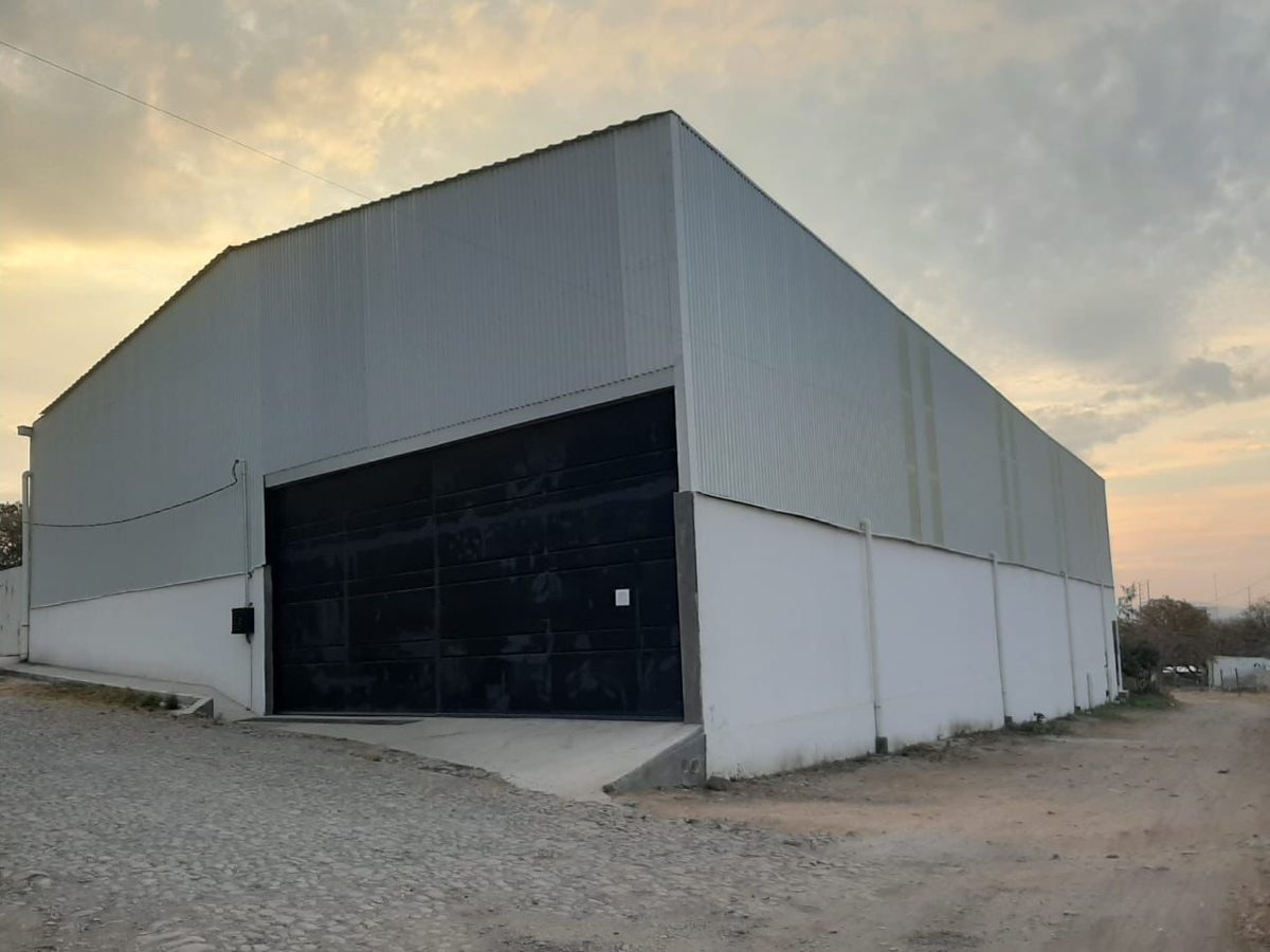 Bodega en renta en Cuarto Centenario, San Juan del Río — foto 1 de 10