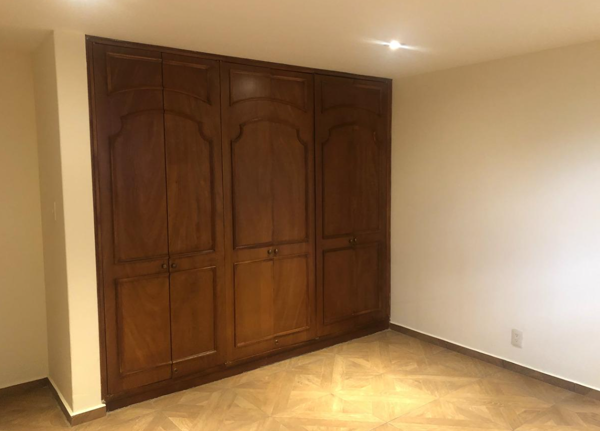 Casa en venta en Valle Dorado, Tlalnepantla de Baz — foto 3 de 11