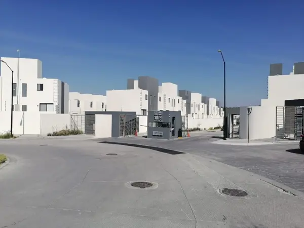 Casa en Remate en Comunidad Cerrada en Adara Lifestyle, El Marqués MM8011