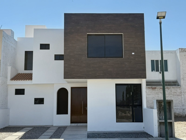 RESIDENCIA NUEVA EN VENTA LOMAS DE BANTHI RESIDENCIA NUEVA EN VENTA LOMAS DE BANTHI