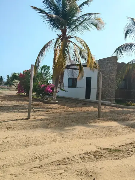 Terreno en venta en Bajos de Chila Centro, San Pedro Mixtepec -Dto. 22 - — foto 2 de 12