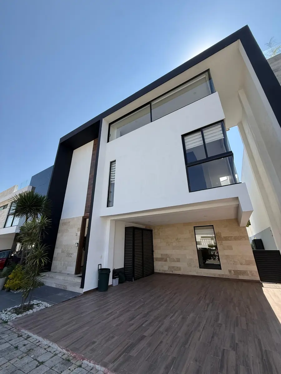 CASA EN RENTA O VENTA EN LOMAS DE ANGELOPOLIS III, PARQUE MICHOACÁN, PUEBLA CASA EN RENTA O VENTA EN LOMAS DE ANGELOPOLIS III, PARQUE MICHOACÁN, PUEBLA