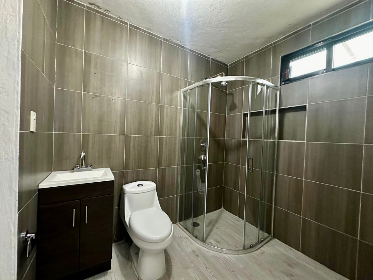 Vista 3 de Casa en Venta, 16 de Septiembre Sur, con 2 recámaras en planta baja