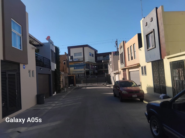 Casa en venta en El Rubi, Tijuana — foto 2 de 12