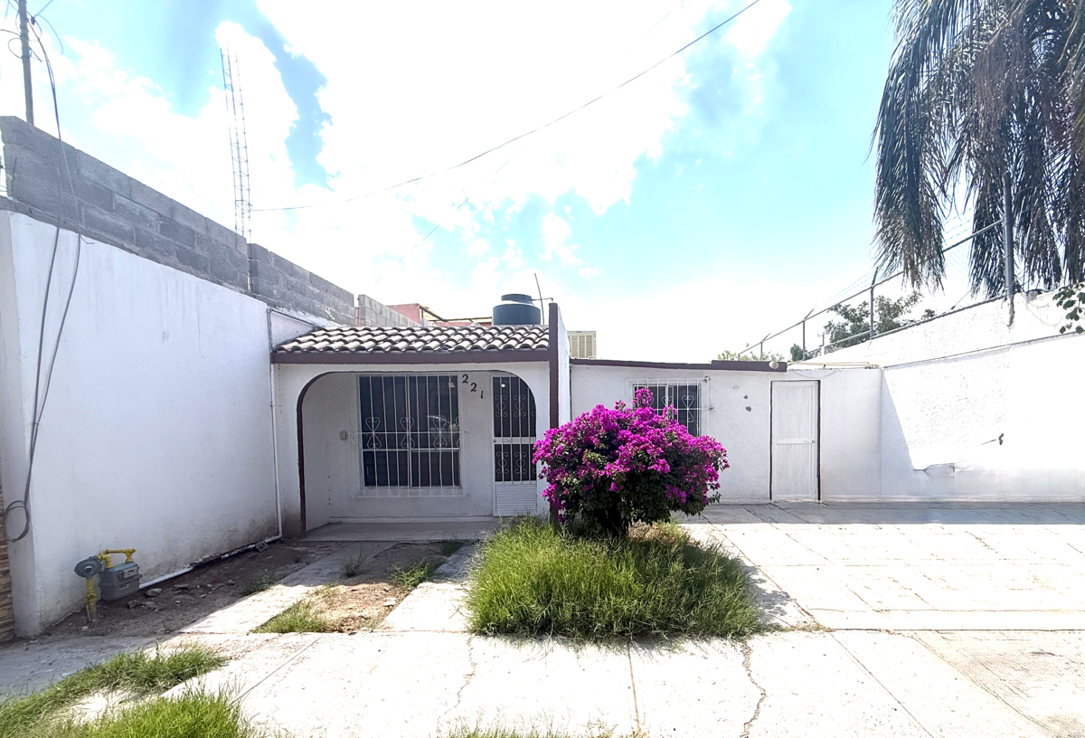 Casa amueblada en Renta cerca del Hospital Ángeles y Tec de Mty Casa amueblada en Renta cerca del Hospital Ángeles y Tec de Mty