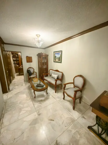 Hermosa y Amplia Casa en Renta Col. Arbide