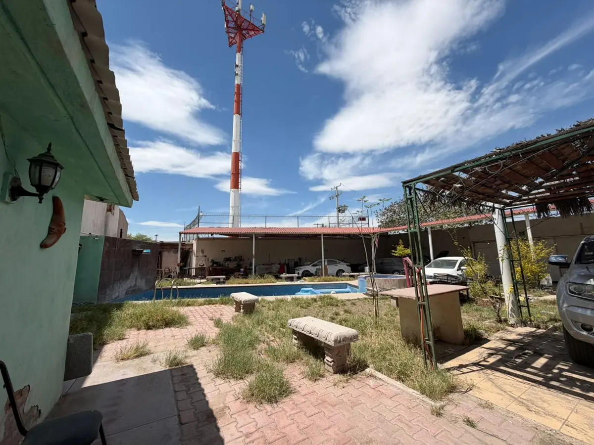 Quinta en venta en Hortensias, Gómez Palacio — foto 1 de 3