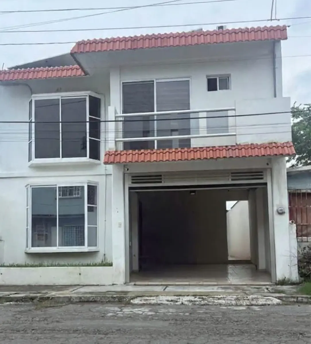 Casa en venta en Las Brisas, Veracruz — foto 1 de 12