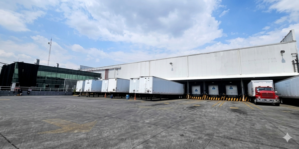 Nave Industrial AAA en Iztapalapa | 16,044 m² + 20 Andenes | Lista para Operar — foto 1 de 7