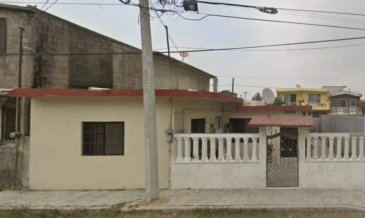 Casa en venta en Natividad Garza Leal, Tampico — foto 1 de 5
