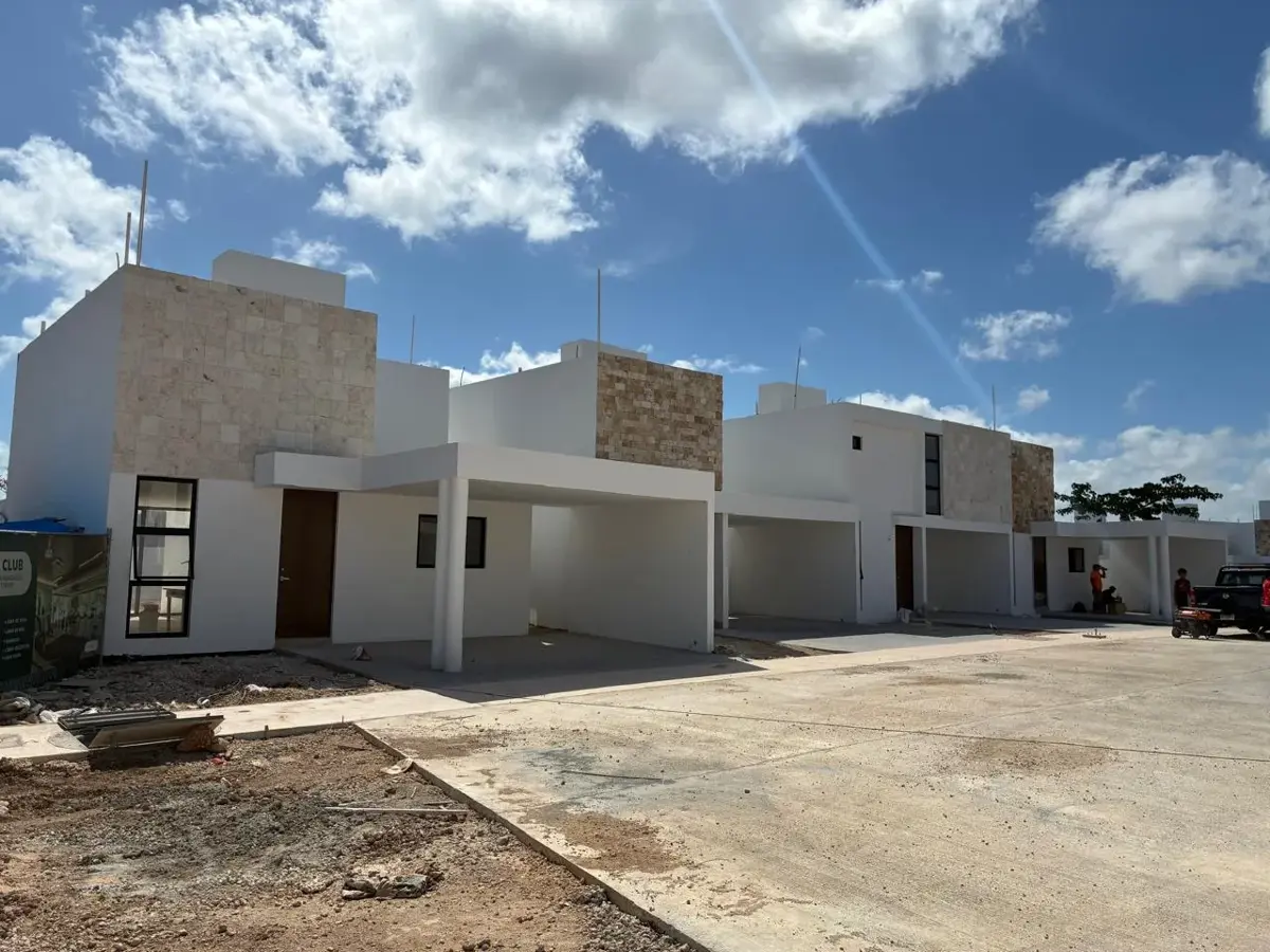 Casa en venta en Conkal, Conkal — foto 1 de 21