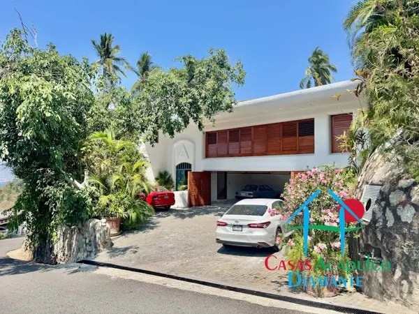 Casa en venta en Las Brisas 1, Acapulco de Juárez — foto 2 de 106