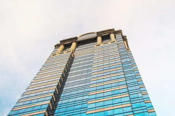 RENTA DE OFICINAS - TORRE COMERCIAL AMÉRICA - VALLE ORIENTE, NL