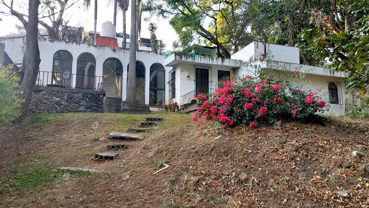 Casa en venta en Miraval, Cuernavaca — foto 1 de 22