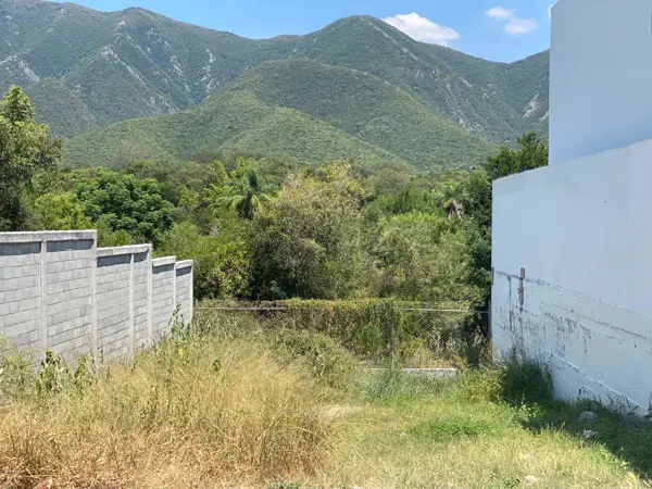 Terreno en venta en Amorada Privada Residencial, Santiago — foto 2 de 7