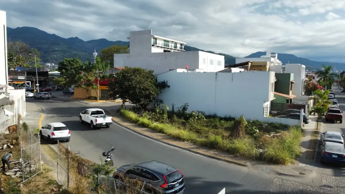Terreno en venta en Residencial Fluvial Vallarta, Puerto Vallarta — foto 1 de 6