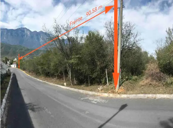 Terreno en venta en Fraccionamiento Aires del Vergel, Monterrey — foto 2 de 5