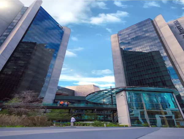 RENTA DE OFICINAS EN ZONA VALLE ORIENTE SAN PEDRO GARZA GARCÍA