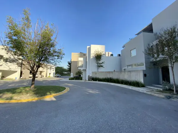 Casa en venta en Las Montañas, Santa Catarina — foto 2 de 35