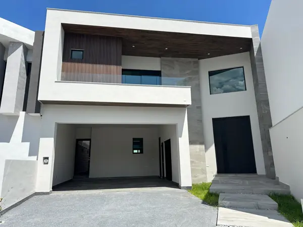 Casa en Venta las Granadas Zona Carretera Nacional Monterrey