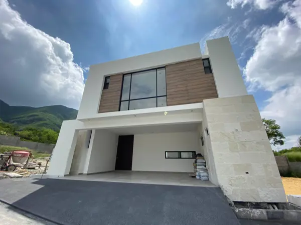 Casa en Venta Pedregal de la Montaña Zona Carretera Nacional Monterrey
