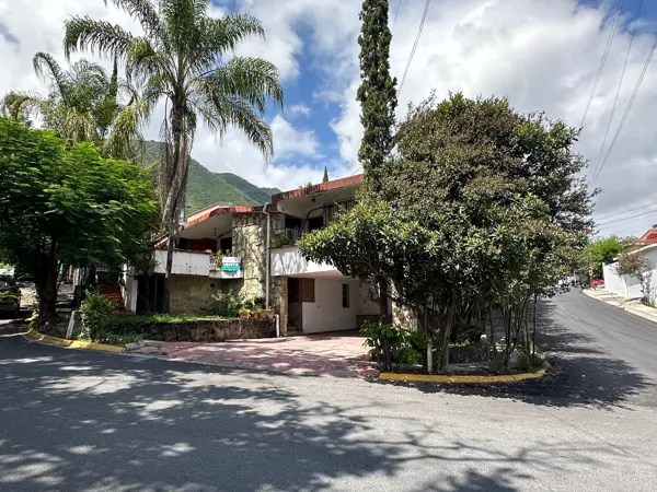 CASA EN VENTA CIUDAD SÁTELITE ZONA MONTERREY SUR