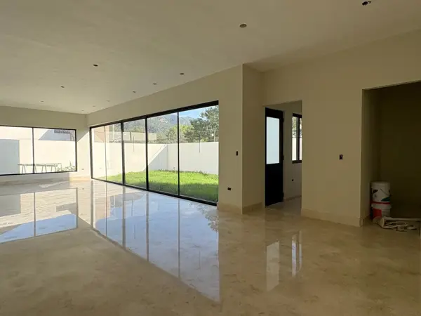 Casa en venta en La Joya Privada Residencial, Monterrey — foto 2 de 12